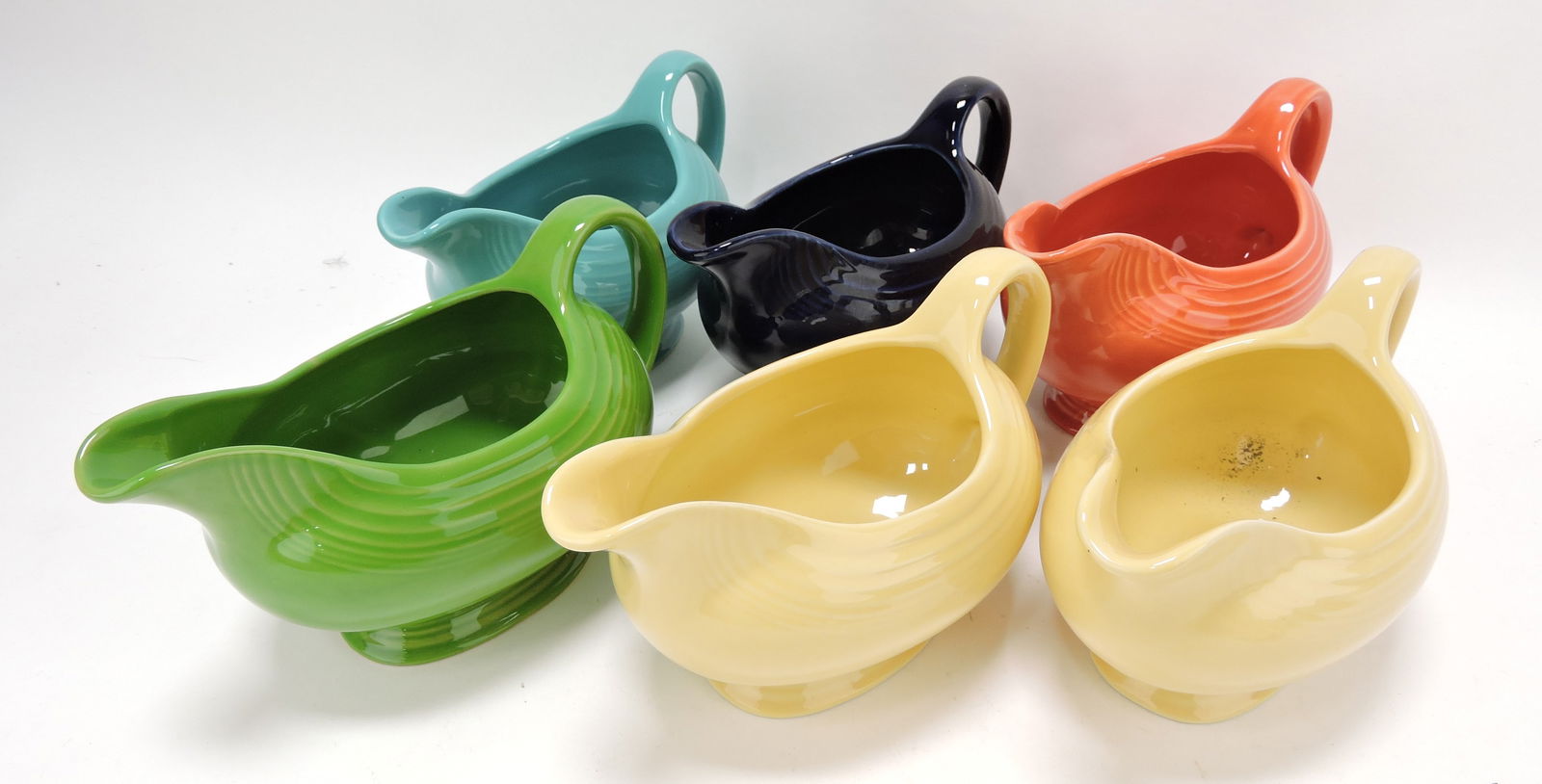 Fiesta Post 86 lot of 6 sauce boats, mixed (1 of 1)