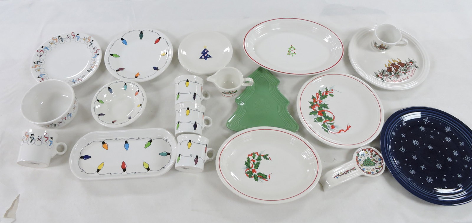 Fiesta Post 86 lot of 20 Christmas themed: pieces