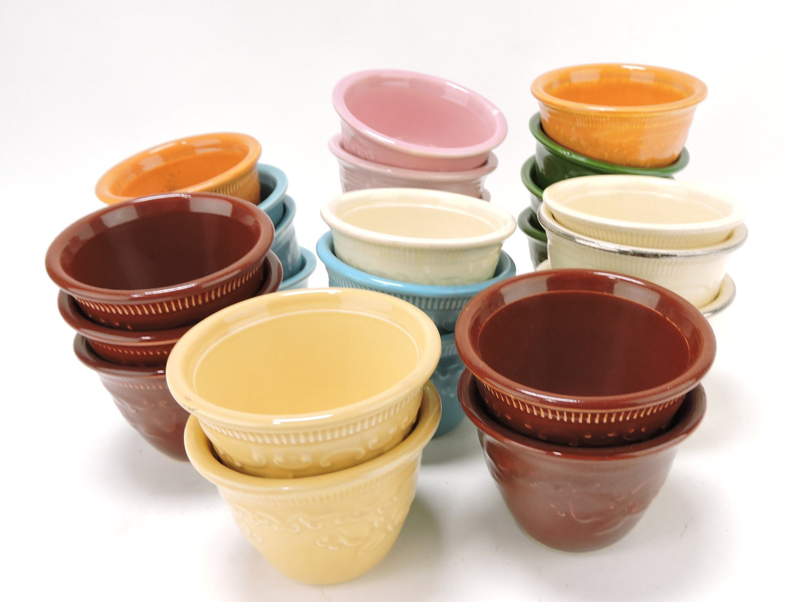 HLC Oven Serve lot of 25 custard cups,: various condition
