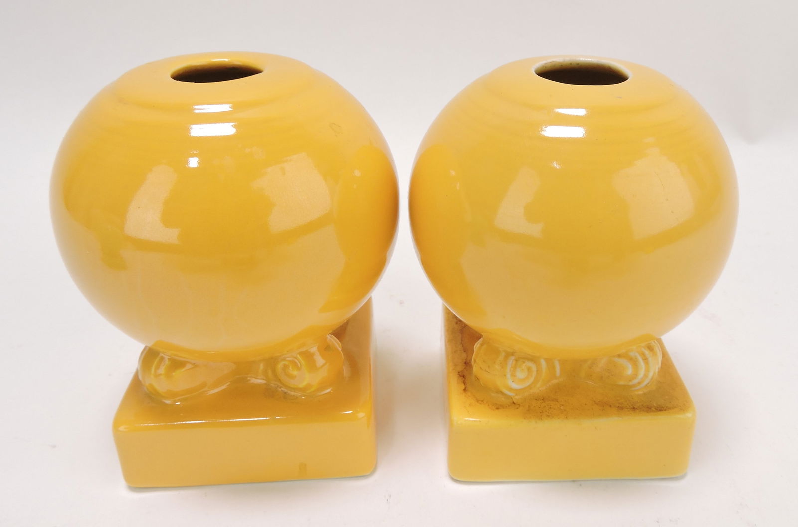 Fiesta pair bulb candle holders, yellow (1 of 1)