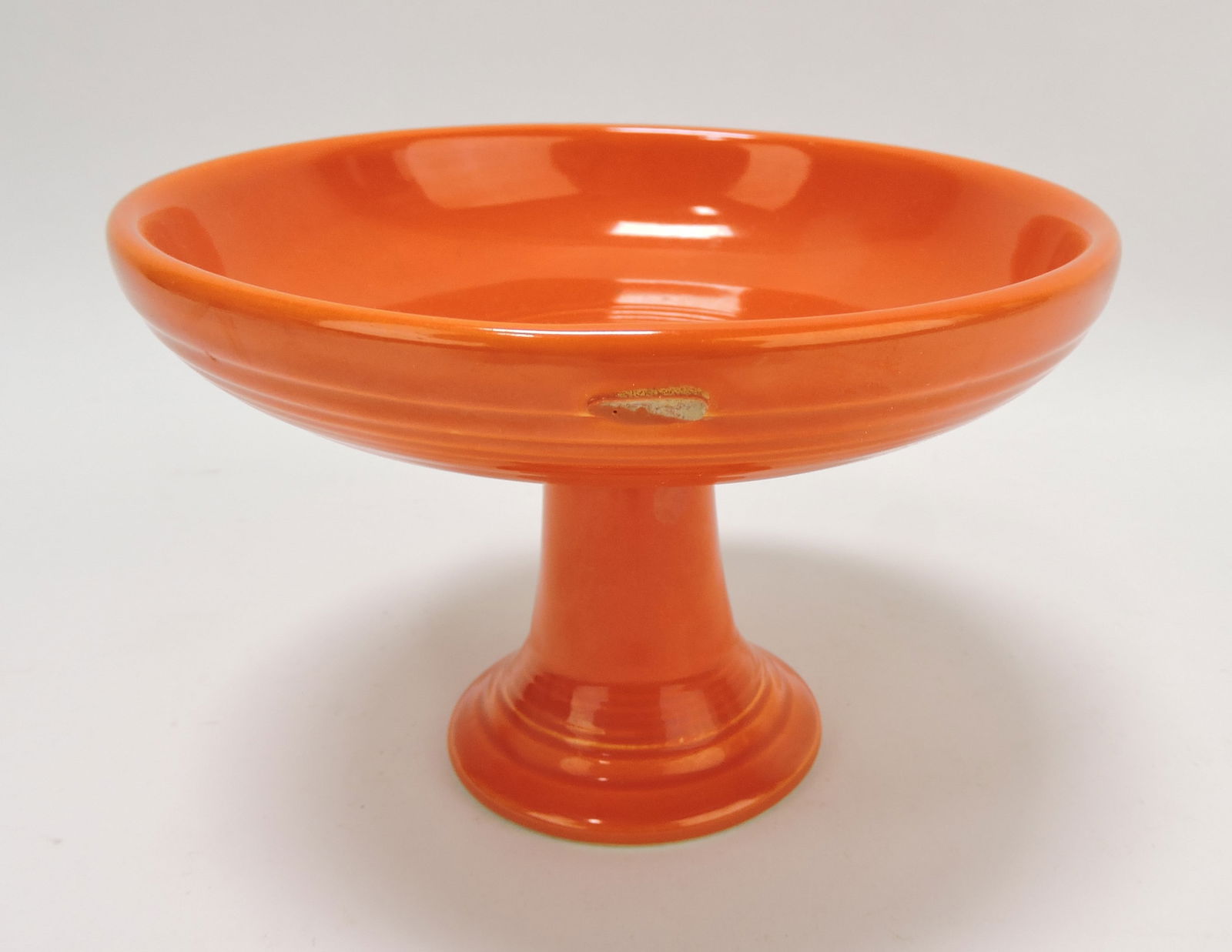 Fiesta sweets comport, red, kiln burr to (1 of 1)