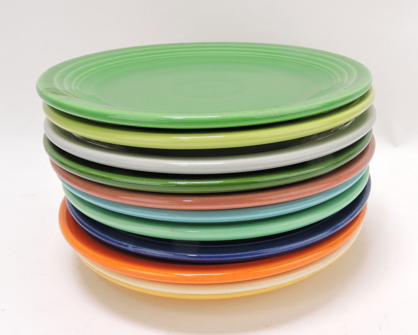 Fiesta 7" plate group, all 11 colors,: some wear
