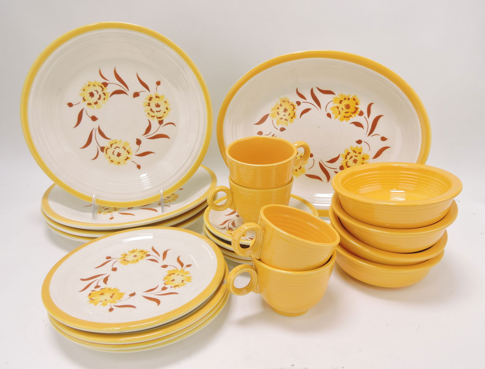 Fiesta yellow carnation 21 pc set: (1 of 1)