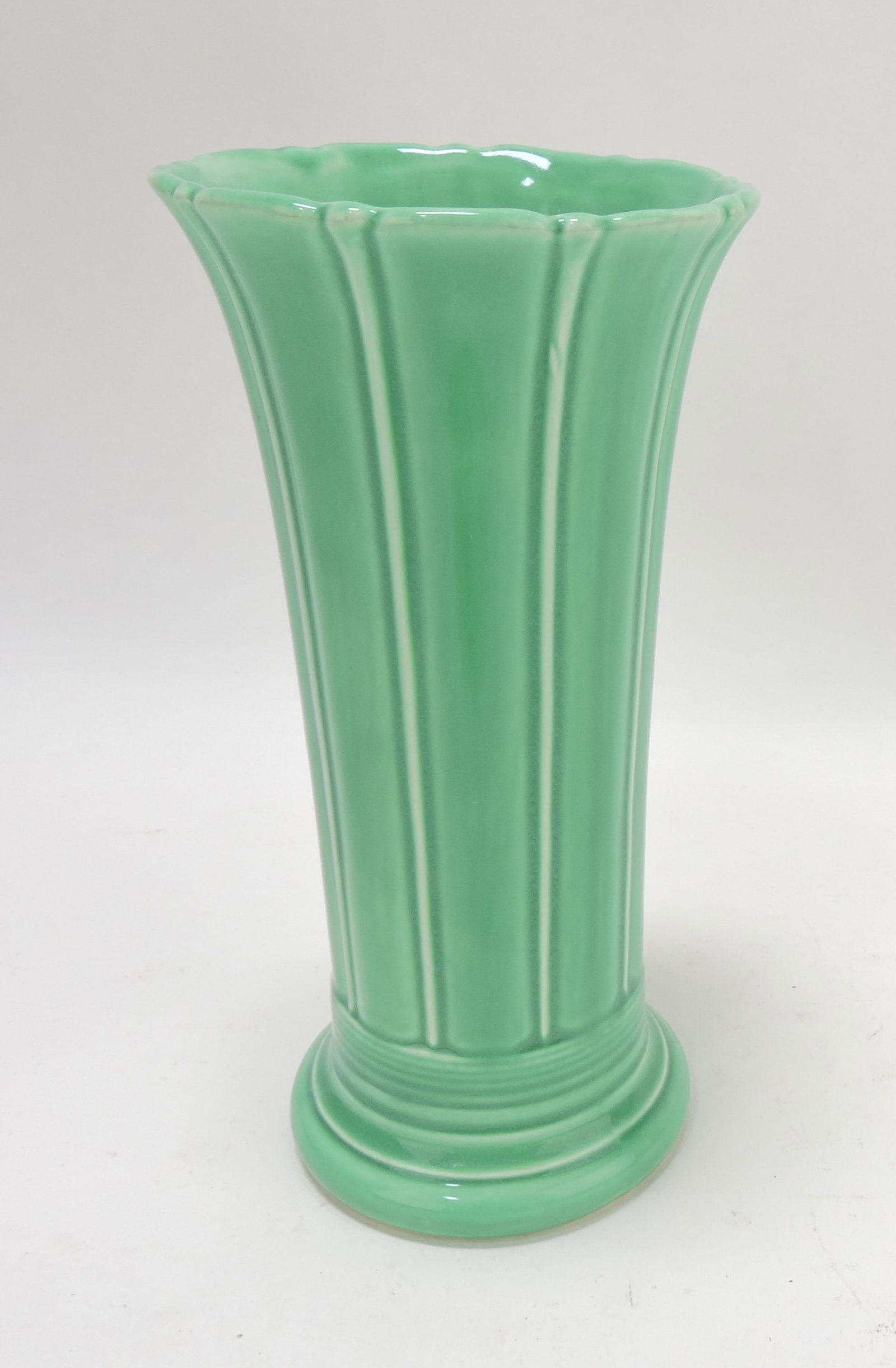 Fiesta 8" flower vase, green (1 of 1)