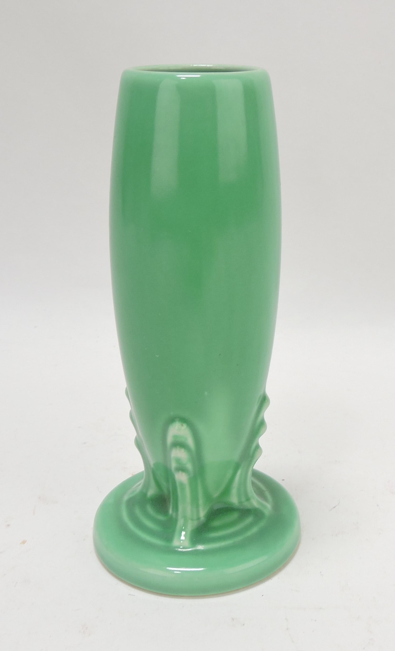 Fiesta bud vase, green (1 of 1)