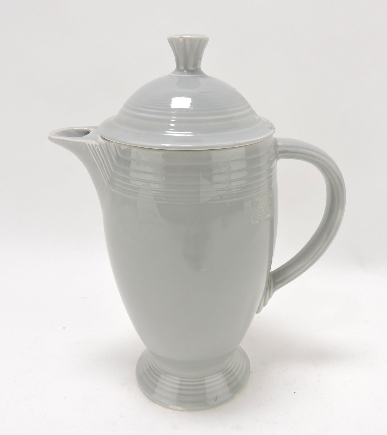 Fiesta coffee pot, gray, very minor (1 of 2)