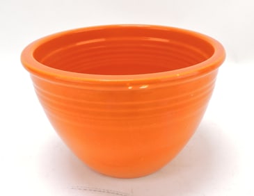 Fiesta #2 mixing bowl, red, rim nick