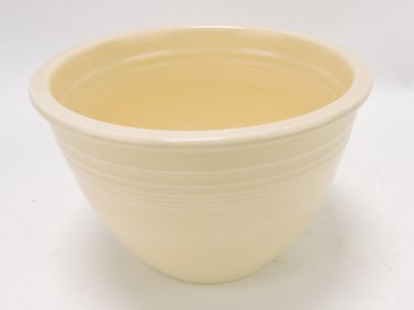 Fiesta #3 mixing bowl, ivory, inside