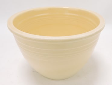 Fiesta #3 mixing bowl, ivory, inside
