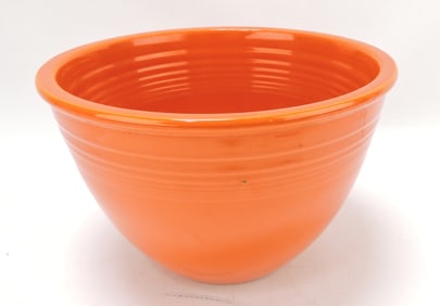 Fiesta #5 mixing bowl, red, rim wear