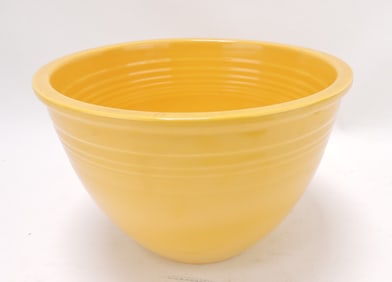 Fiesta #5 mixing bowl, yellow