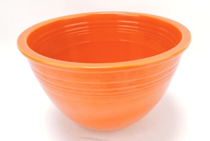 Fiesta #6 mixing bowl, red, minor