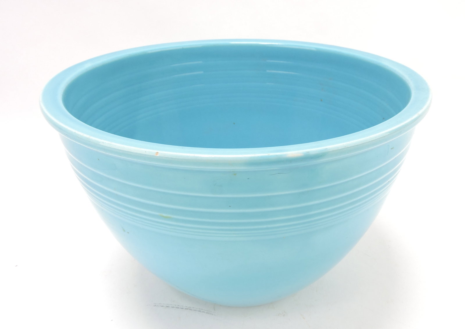 Fiesta #6 mixing bowl, turquoise,: minor rim nick