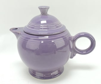 Fiesta Post 86 teapot, 7"