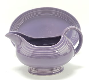 Fiesta Post 86 sauce boat and stand,