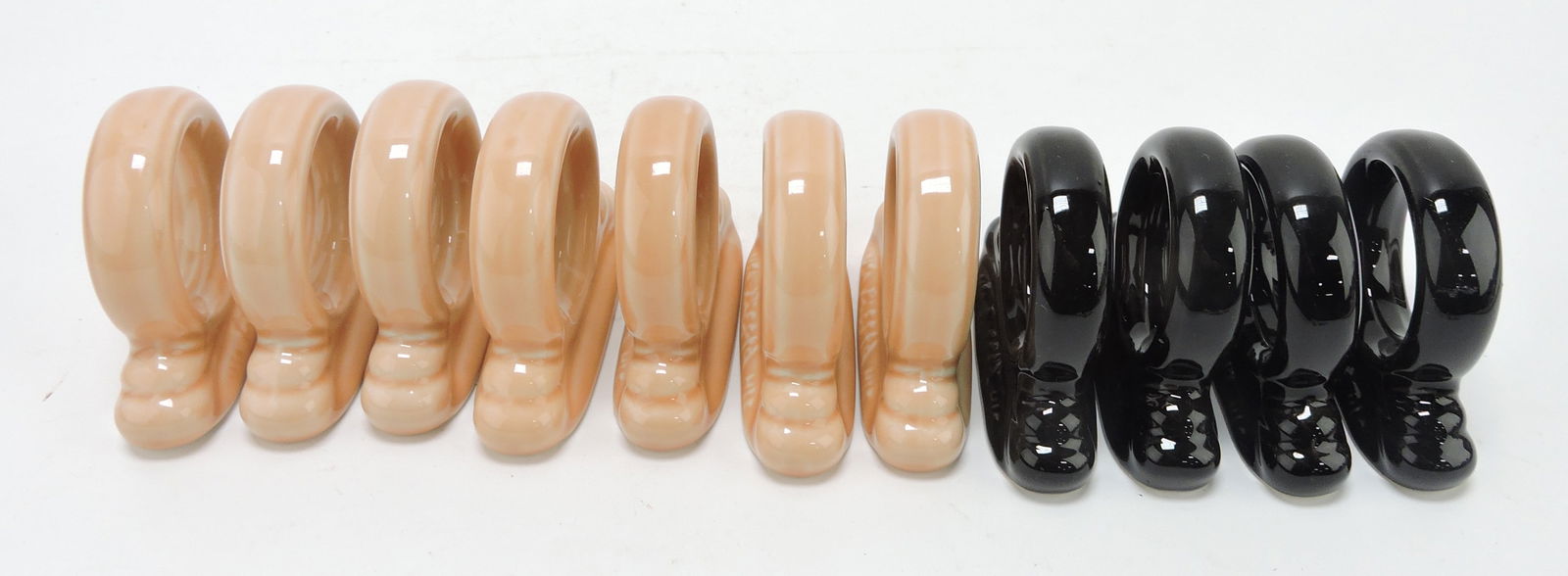 Fiesta Post 86 lot of 11 napkin rings, (1 of 1)