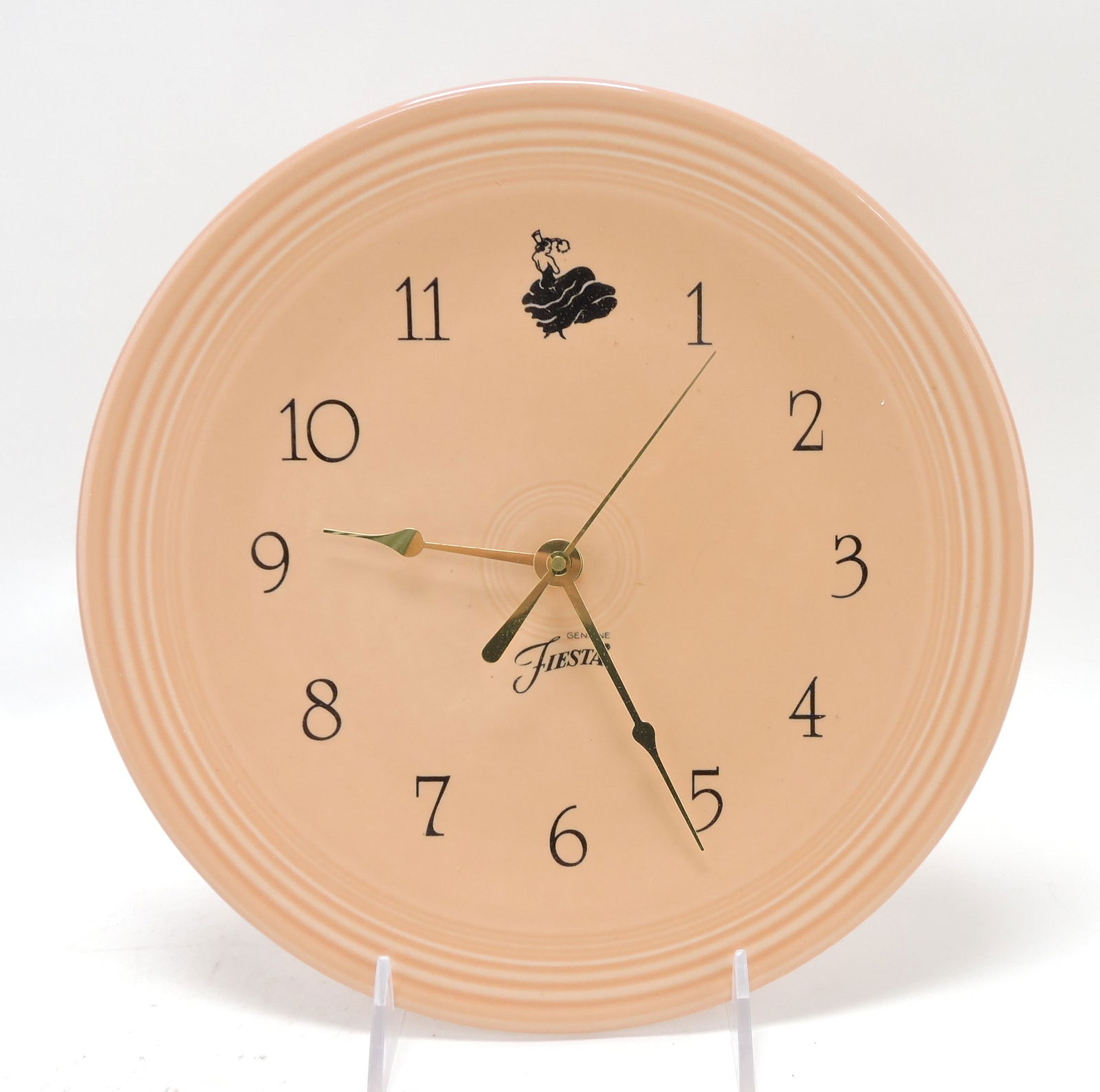 Fiesta Post 86 plate clock, apricot, 10" (1 of 1)