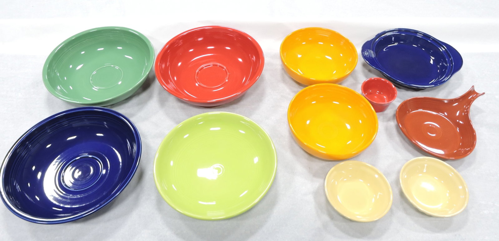 Fiesta Post 86 lot of 11 assorted bowls &: serving pieces