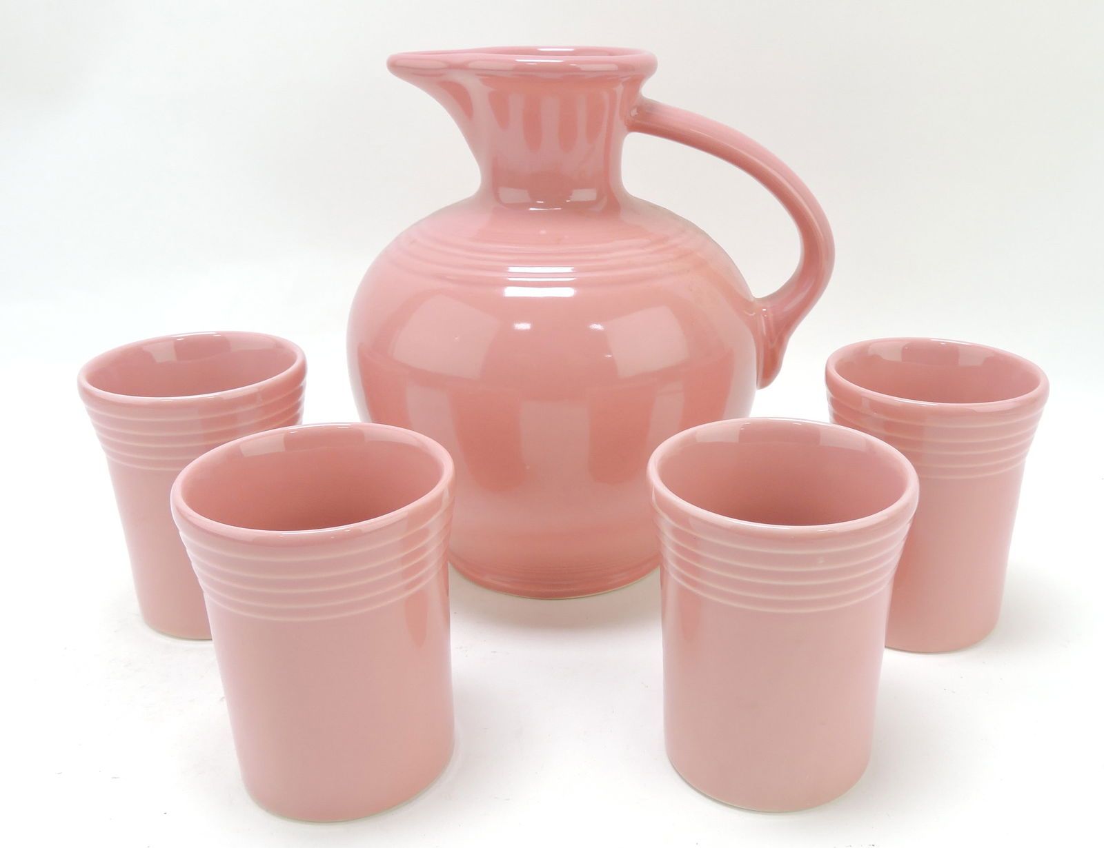 Fiesta Post 86 carafe 8", and 4 - 4" (1 of 1)