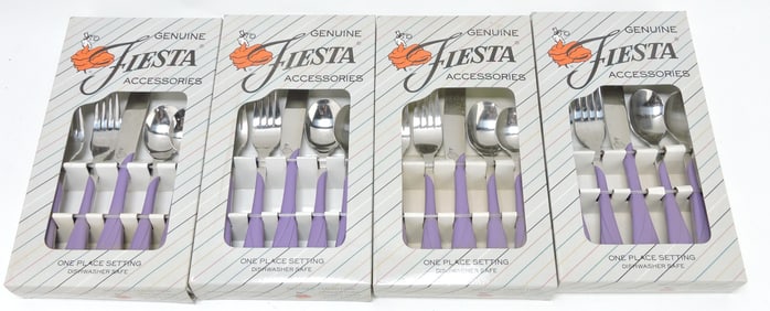 Fiesta Post 86 lot of 4 lilac 5 piece