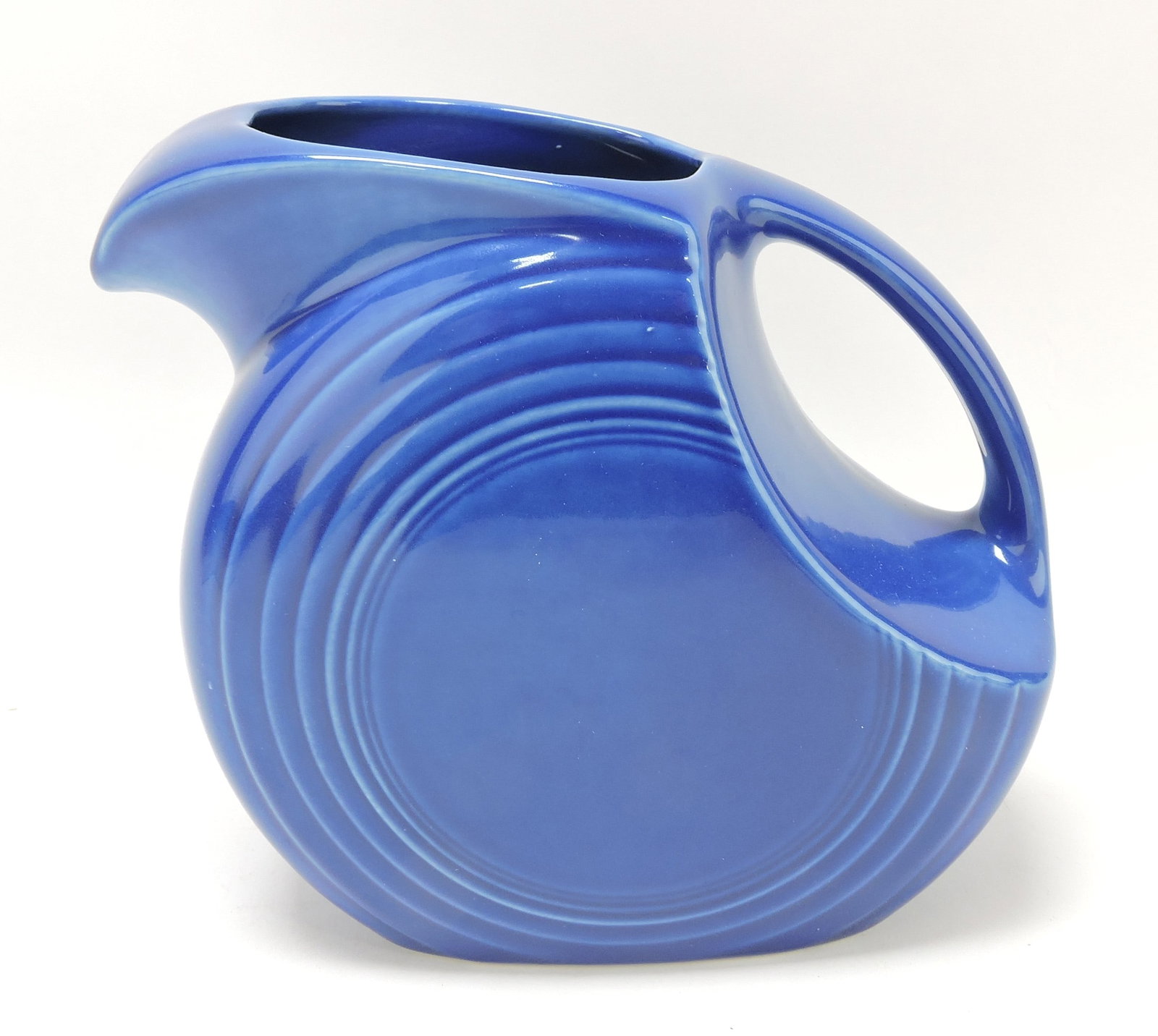 Fiesta Post 86 disc water pitcher,: sapphire, 7"
