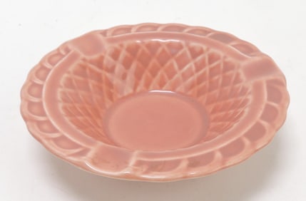 Harlequin basketweave ashtray, 4 1/2",