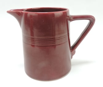 Harlequin 22 oz jug, 4 3/4", maroon