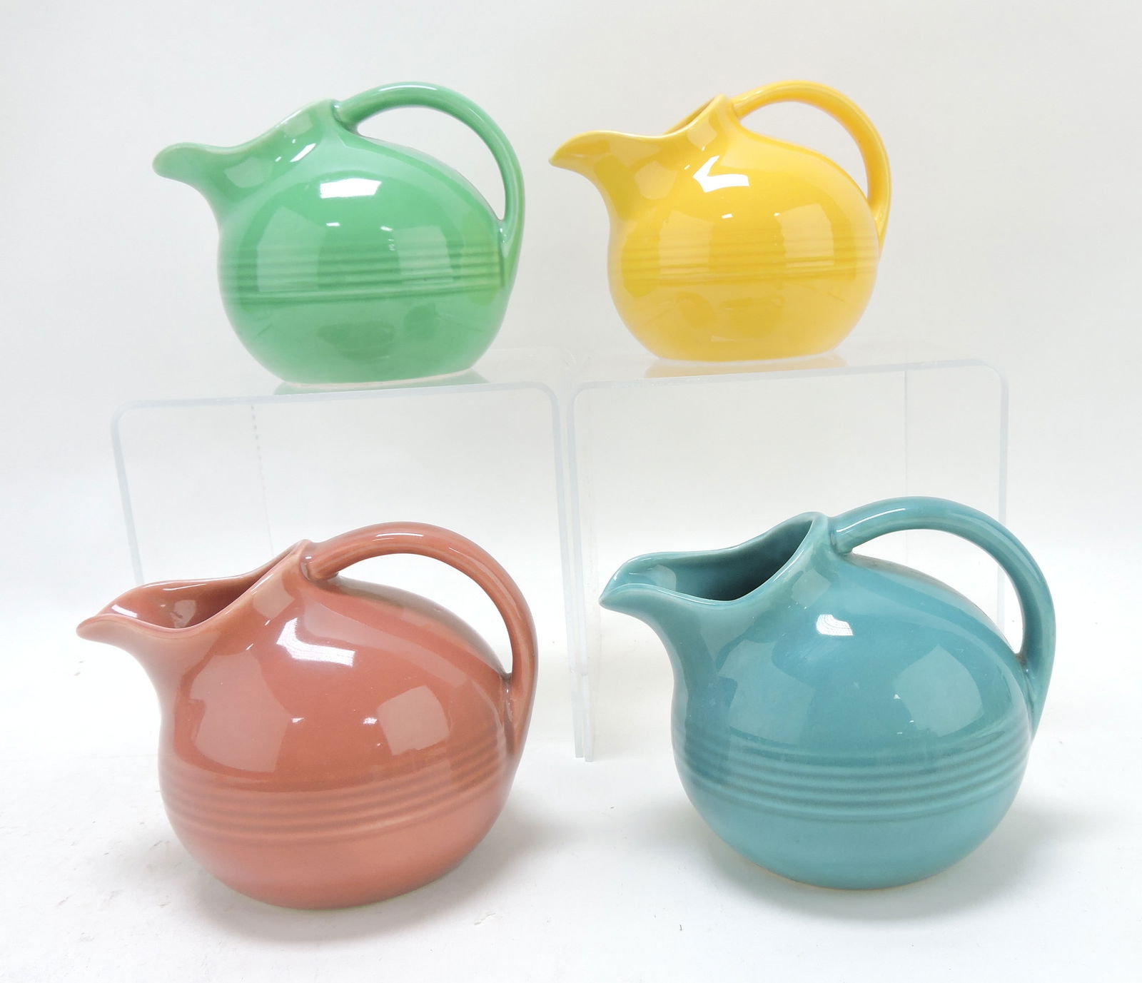 Harlequin lot of 4 novelty creamers, 4": .