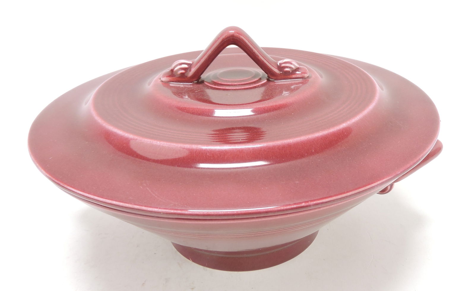 Harlequin casserole, maroon, 5 1/2",: scratch to lid