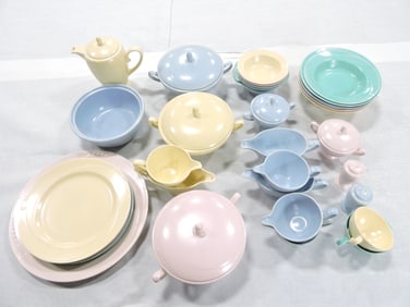 HLC Serenade lot of 34 pieces