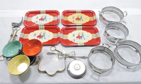 Lot of assorted metal go along pieces