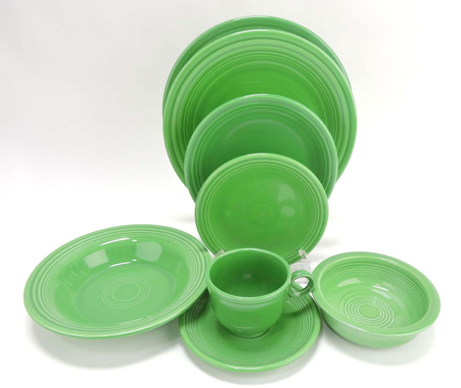 Fiesta 8 piece place setting, medium green (1 of 1)