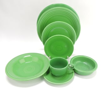 Fiesta 8 piece place setting, medium green