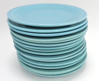 Fiesta 9" plate group, 16 turquoise