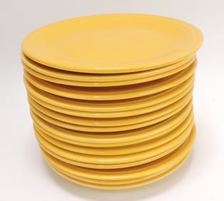 Fiesta 9" plate group, 16 yellow