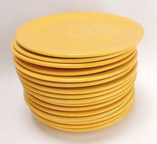 Fiesta 9" plate group, 17 yellow