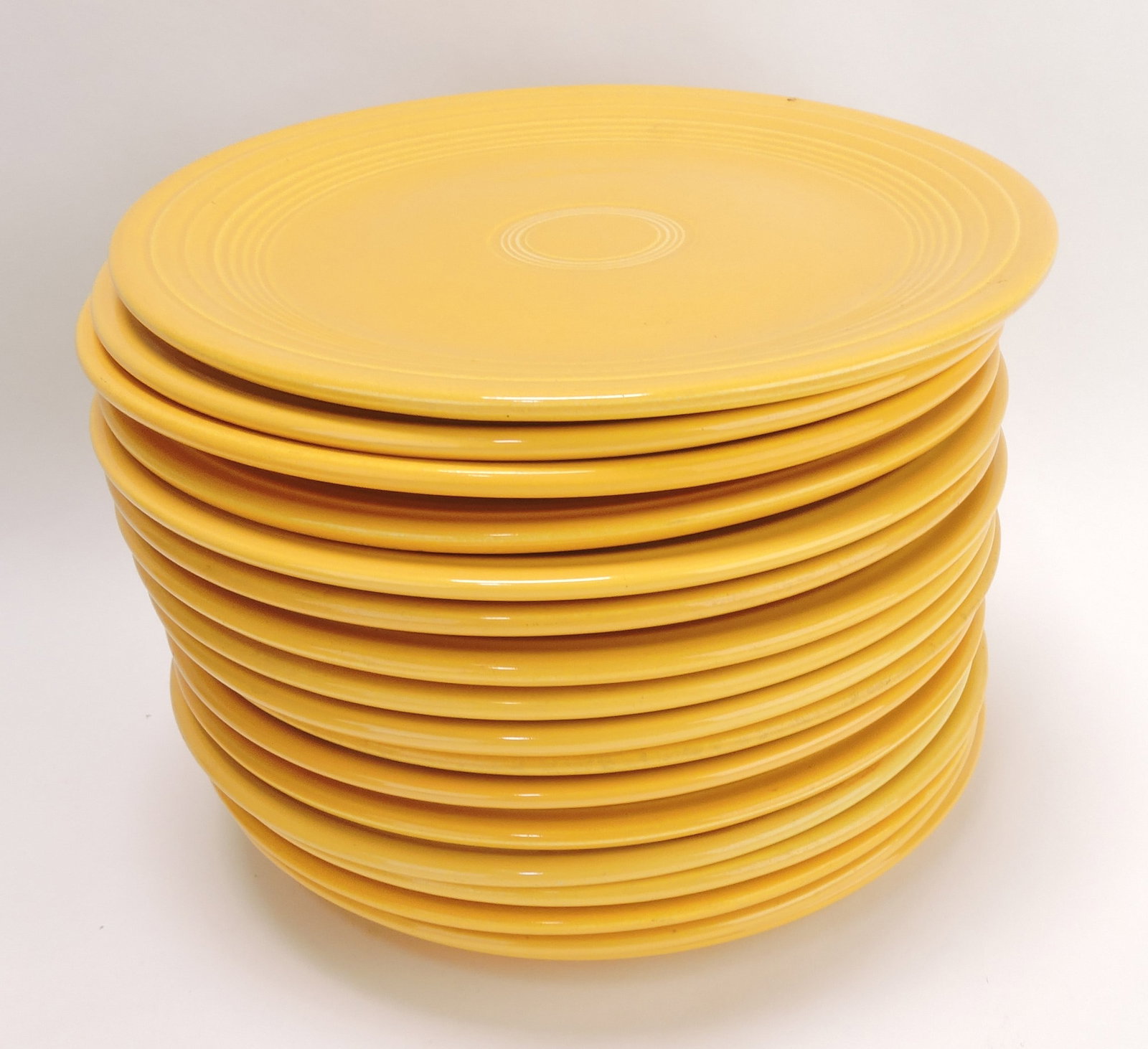 Fiesta 9" plate group, 17 yellow (1 of 1)