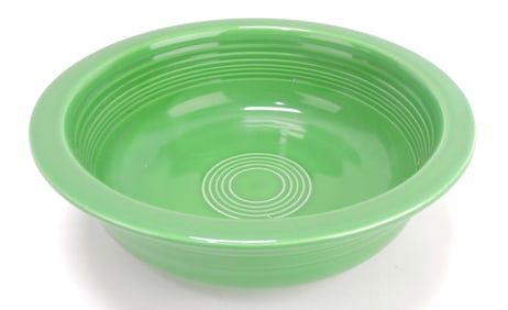 Fiesta 8 1/2 nappy bowl, medium green