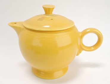 Fiesta large teapot, yellow