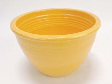 Fiesta #2 mixing bowl, yellow, inside