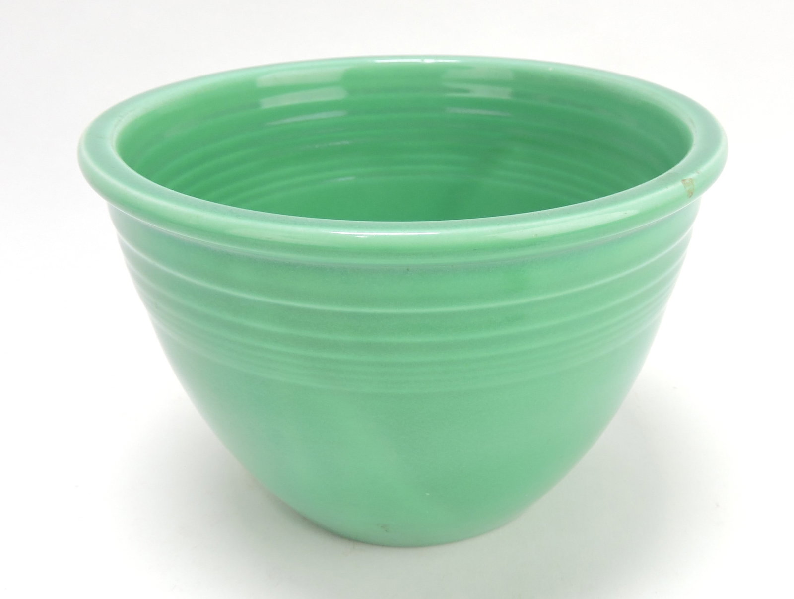 Fiesta #3 mixing bowl, green, minor: nick