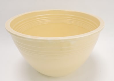 Fiesta #6 mixing bowl, ivory, inside