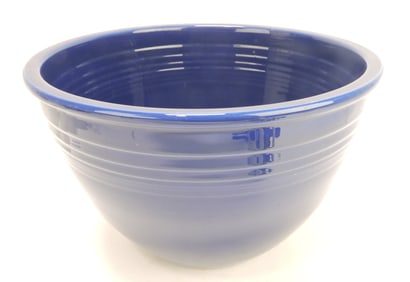 Fiesta #7 mixing bowl, cobalt, kiln burr