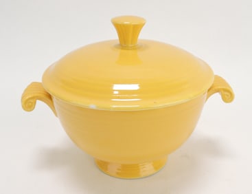 Fiesta covered onion soup, yellow,