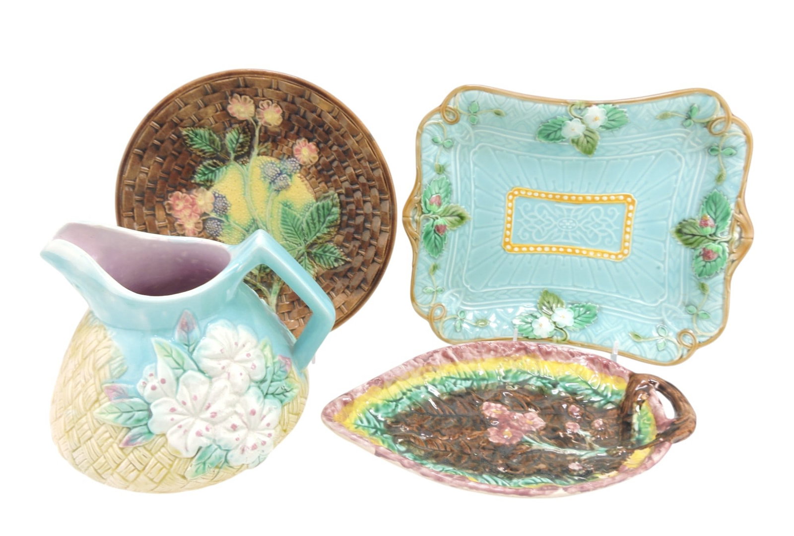 Majolica lot of 4 pieces: pitcher 8",: and 3 trays/plates
