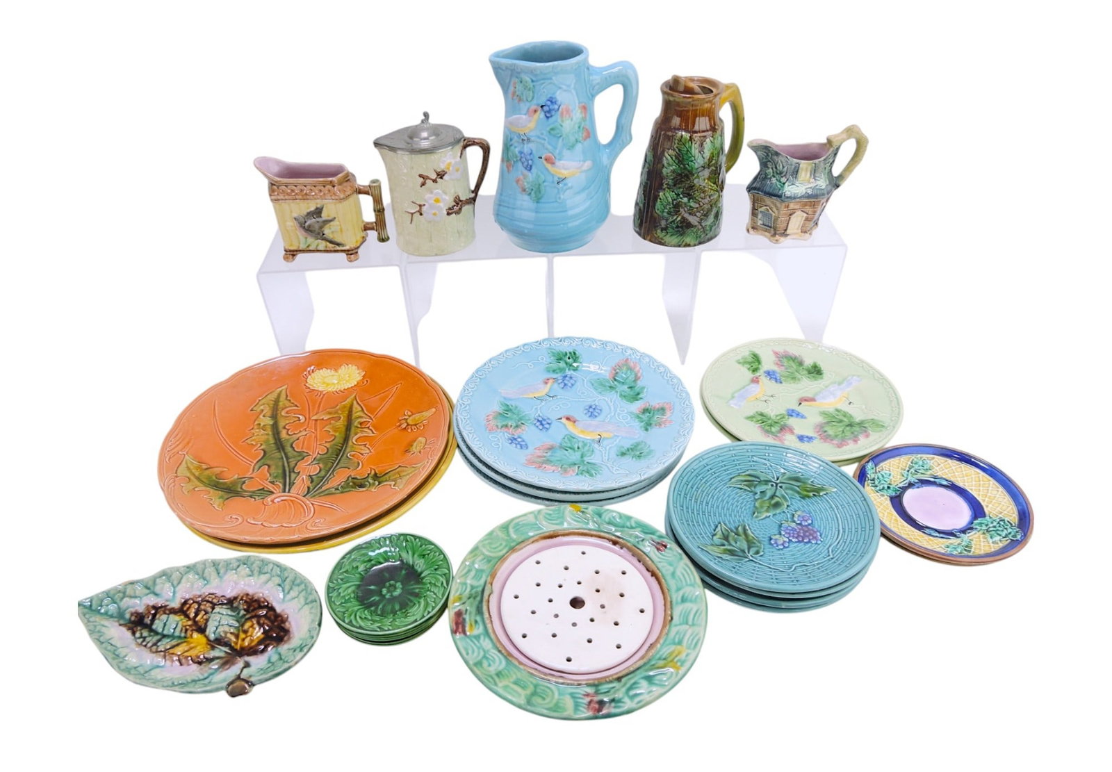 Majolica lot of 23 assorted pieces,: various condition