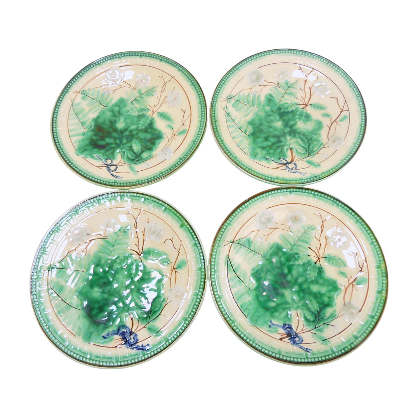 Majolica set of 4 - 7 1/2" plates: .