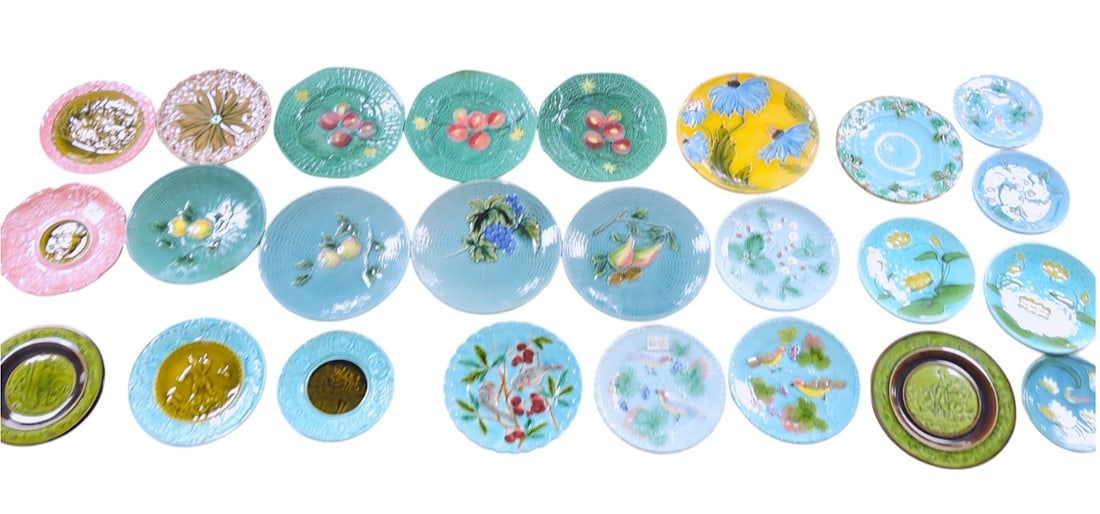 Majolica lot of 25 plates, 6" to 9",: various condition