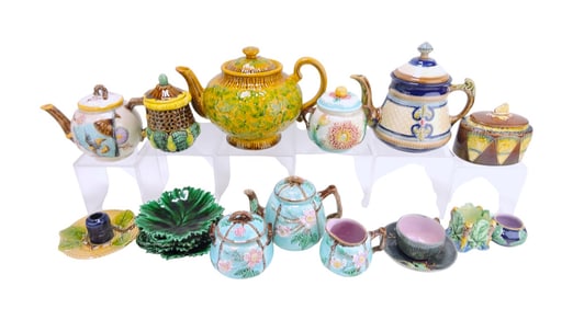 Majolica lot of 17 assorted pieces,