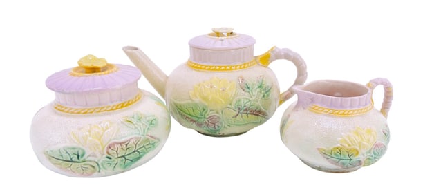 Majolica 3 pc water lily tea set,